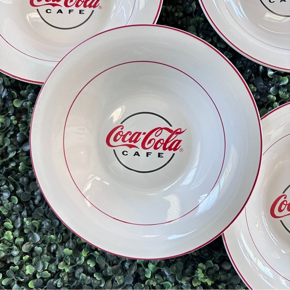 Retro Set of 4 Vintage Coca Cola “Cafe” Pasta, Salad or Soup Bowls -Gibson 2002 - Picture 3 of 10
